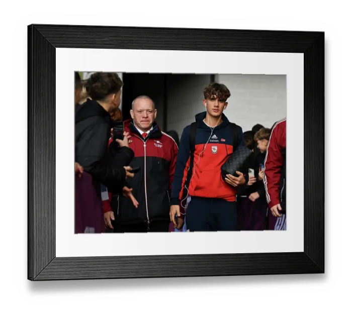 Framed Print : Burnley v Arsenal - Premier League Framed Print : Burnley v Arsenal - Premier League