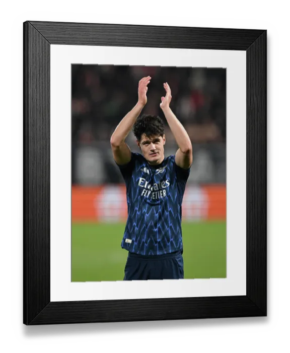 Framed Print : SK Slavia Praha v Arsenal FC - UEFA Champions League 2025 / 26 League Phase MD4 Framed Print : SK Slavia Praha v Arsenal FC - UEFA Champions League 2025 / 26 League Phase MD4