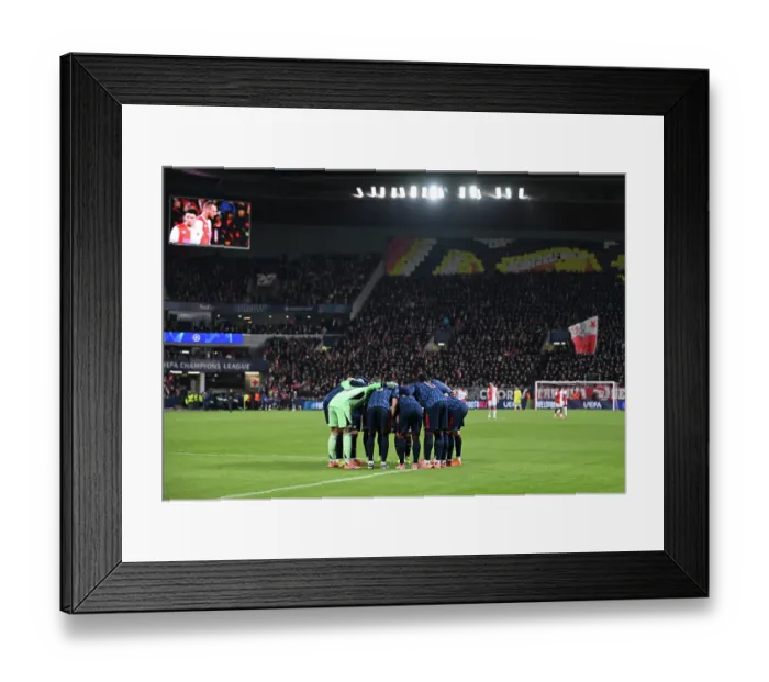 Framed Print : SK Slavia Praha v Arsenal FC - UEFA Champions League 2025 / 26 League Phase MD4 Framed Print : SK Slavia Praha v Arsenal FC - UEFA Champions League 2025 / 26 League Phase MD4