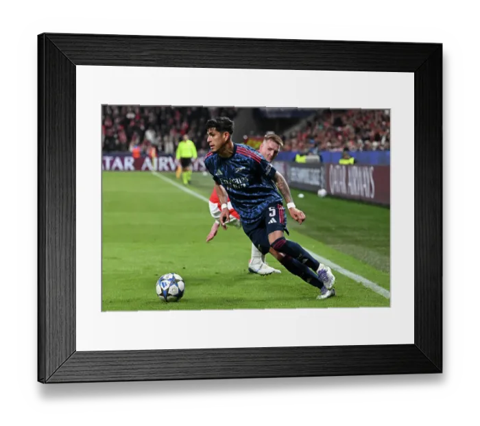 Framed Print : SK Slavia Praha v Arsenal FC - UEFA Champions League 2025 / 26 League Phase MD4 Framed Print : SK Slavia Praha v Arsenal FC - UEFA Champions League 2025 / 26 League Phase MD4