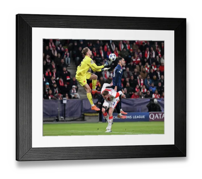 Framed Print : SK Slavia Praha v Arsenal FC - UEFA Champions League 2025 / 26 League Phase MD4 Framed Print : SK Slavia Praha v Arsenal FC - UEFA Champions League 2025 / 26 League Phase MD4
