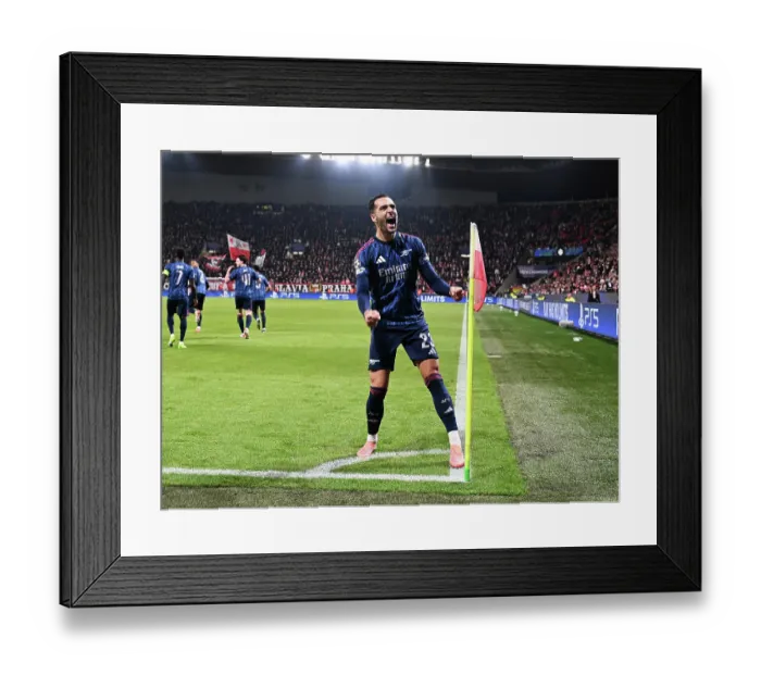 Framed Print : SK Slavia Praha v Arsenal FC - UEFA Champions League 2025 / 26 League Phase MD4 Framed Print : SK Slavia Praha v Arsenal FC - UEFA Champions League 2025 / 26 League Phase MD4