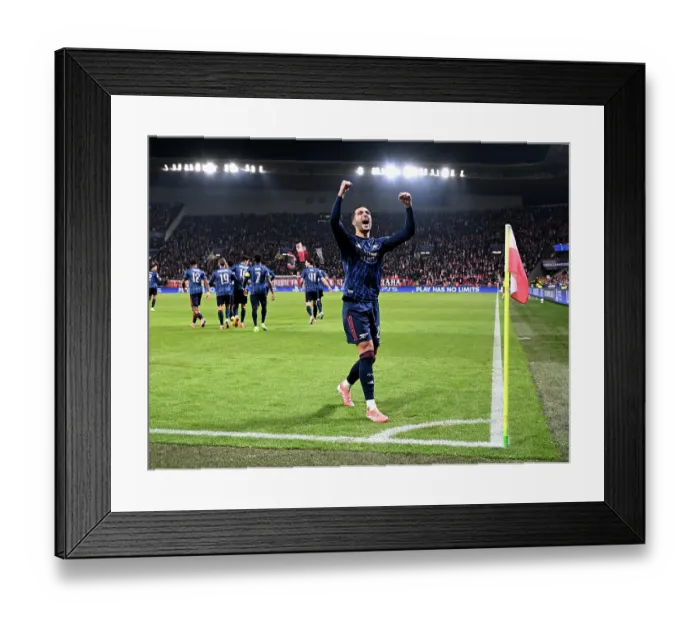 Framed Print : SK Slavia Praha v Arsenal FC - UEFA Champions League 2025 / 26 League Phase MD4 Framed Print : SK Slavia Praha v Arsenal FC - UEFA Champions League 2025 / 26 League Phase MD4