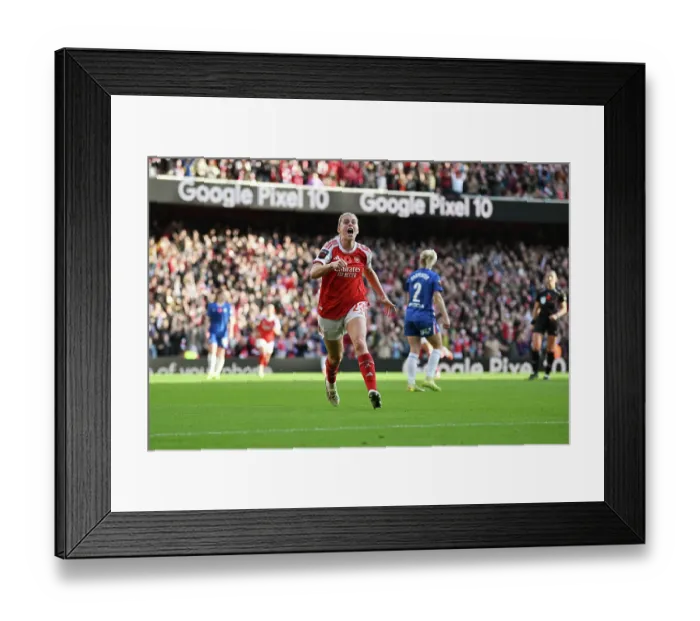 Framed Print : Arsenal v Chelsea FC - Barclays Women's Super League Arsenal v Chelsea FC - Barclays Women's Super League Framed Print : Arsenal v Chelsea FC - Barclays Women's Super League Arsenal v Chelsea FC - Barclays Women's Super League