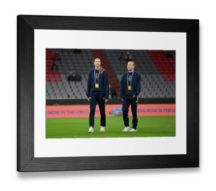 Framed Print : FC Bayern Munchen v Arsenal FC - UEFA Women's Champions League 2025 / 26 League Phase MD3 FC Bayern München v Arsenal FC - UEFA Women's Champions League 2025 / 26 League
