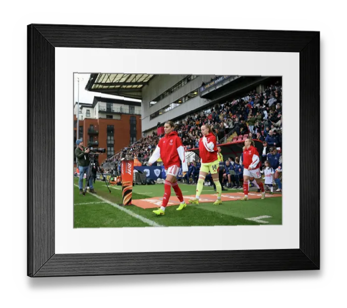 Framed Print : Tottenham Hotspur v Arsenal - Barclays Women's Super League Tottenham Hotspur v Arsenal - Barclays Women's Super League Framed Print : Tottenham Hotspur v Arsenal - Barclays Women's Super League Tottenham Hotspur v Arsenal - Barclays Women's Super League