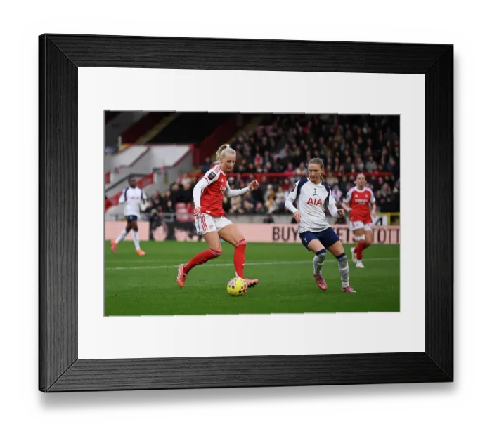 Framed Print : Tottenham Hotspur v Arsenal - Barclays Women's Super League Tottenham Hotspur v Arsenal - Barclays Women's Super League Framed Print : Tottenham Hotspur v Arsenal - Barclays Women's Super League Tottenham Hotspur v Arsenal - Barclays Women's Super League