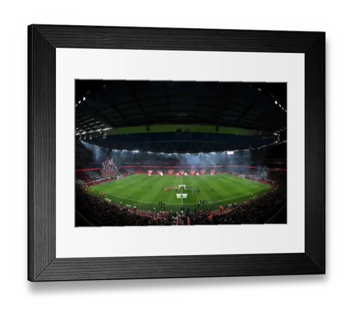 Framed Print : Arsenal v Tottenham Hotspur - Premier League