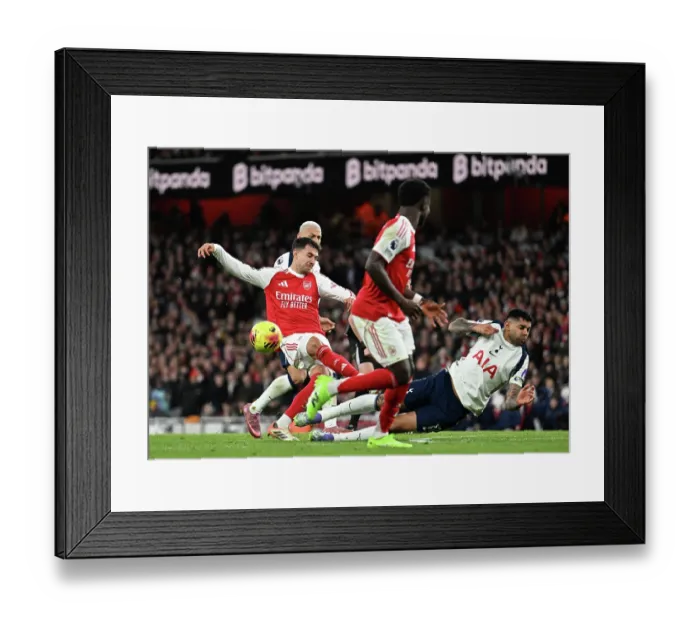 Framed Print : Arsenal v Tottenham Hotspur - Premier League Framed Print : Arsenal v Tottenham Hotspur - Premier League