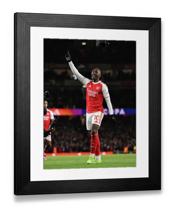 Framed Print : Arsenal v Tottenham Hotspur - Premier League
