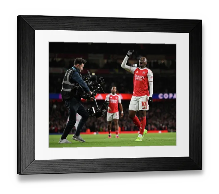 Framed Print : Arsenal v Tottenham Hotspur - Premier League