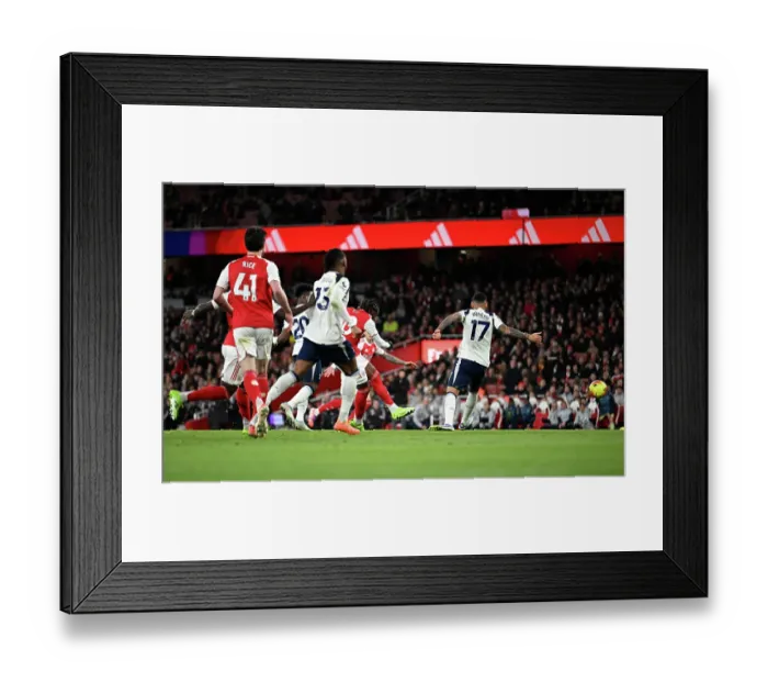 Framed Print : Arsenal v Tottenham Hotspur - Premier League Framed Print : Arsenal v Tottenham Hotspur - Premier League