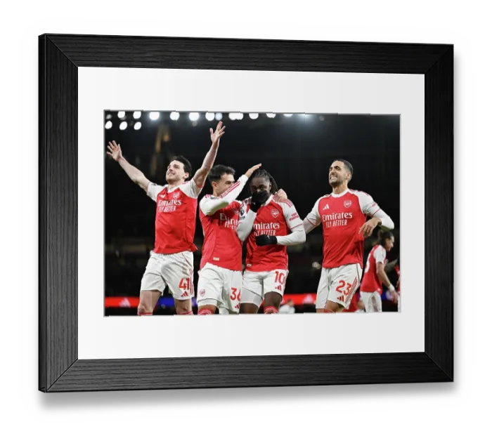 Framed Print : Arsenal v Tottenham Hotspur - Premier League