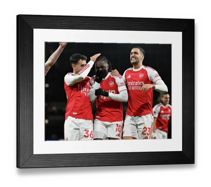Framed Print : Arsenal v Tottenham Hotspur - Premier League Framed Print : Arsenal v Tottenham Hotspur - Premier League