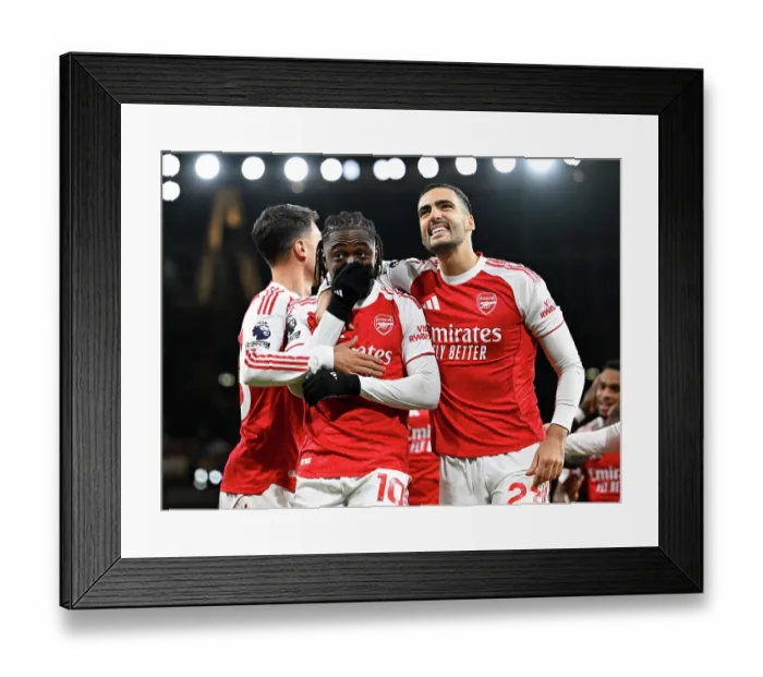 Framed Print : Arsenal v Tottenham Hotspur - Premier League