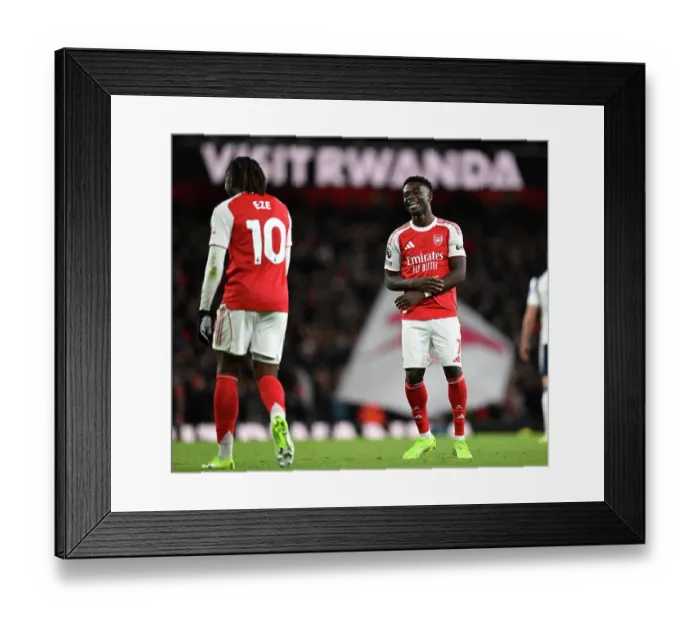 Framed Print : Arsenal v Tottenham Hotspur - Premier League Framed Print : Arsenal v Tottenham Hotspur - Premier League