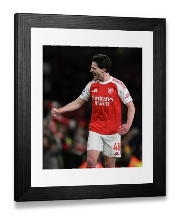 Framed Print : Arsenal v Tottenham Hotspur - Premier League
