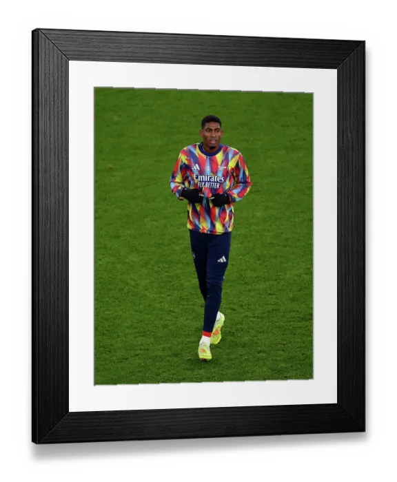 Framed Print : Arsenal v Tottenham Hotspur - Premier League Framed Print : Arsenal v Tottenham Hotspur - Premier League