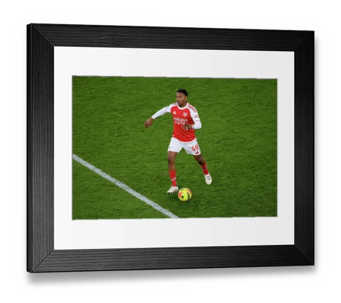 Framed Print : Arsenal v Tottenham Hotspur - Premier League