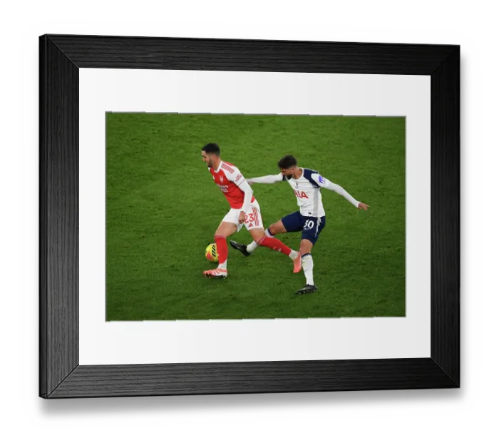 Framed Print : Arsenal v Tottenham Hotspur - Premier League
