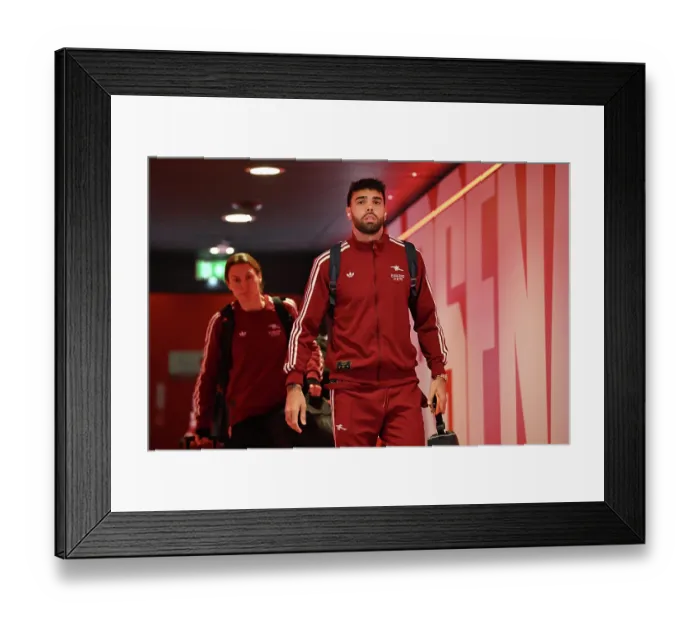 Framed Print : Arsenal v Tottenham Hotspur - Premier League
