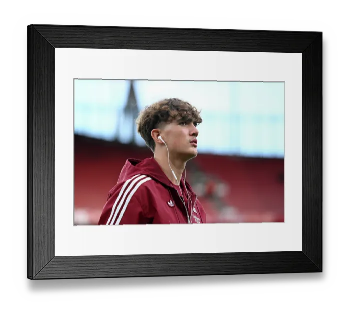 Framed Print : Arsenal v Tottenham Hotspur - Premier League