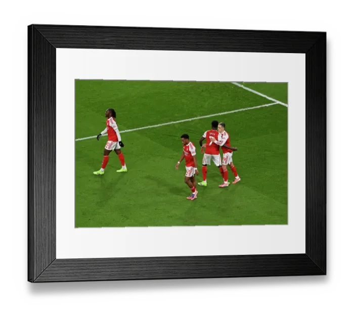 Framed Print : Arsenal v Tottenham Hotspur - Premier League