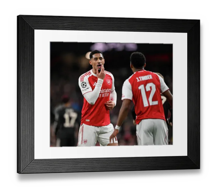 Framed Print : Arsenal FC v FC Bayern München - UEFA Champions League 2025 / 26 League Phase MD5