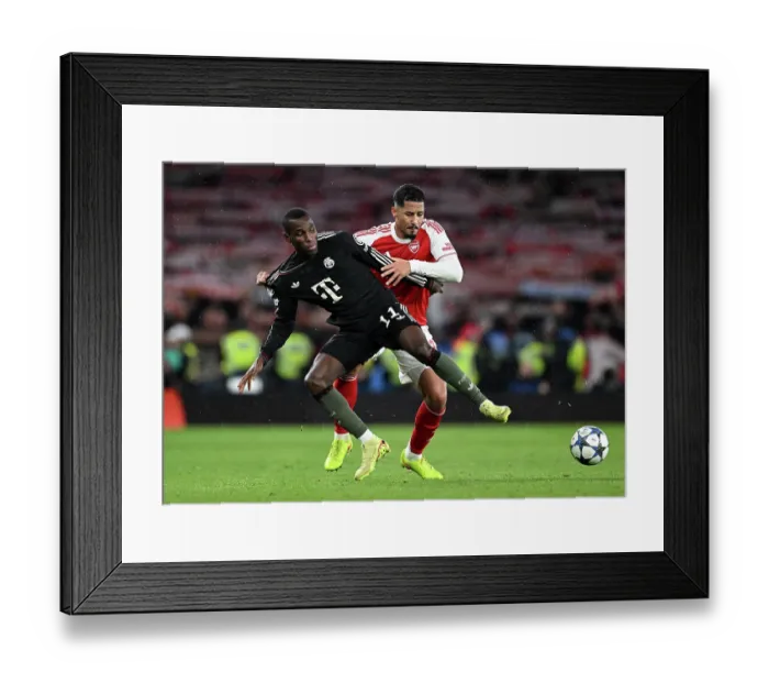 Framed Print : Arsenal FC v FC Bayern München - UEFA Champions League 2025 / 26 League Phase MD5