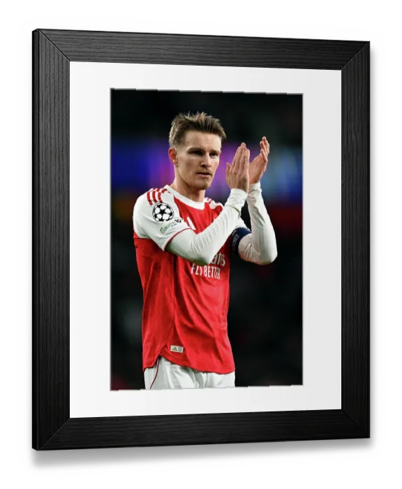 Framed Print : Arsenal FC v FC Bayern München - UEFA Champions League 2025 / 26 League Phase MD5 Framed Print : Arsenal FC v FC Bayern München - UEFA Champions League 2025 / 26 League Phase MD5