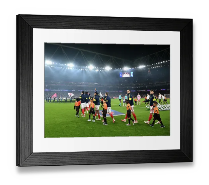 Framed Print : Arsenal FC v FC Bayern Munchen - UEFA Champions League 2025 / 26 League Phase MD5 Arsenal FC v FC Bayern München - UEFA Champions League 2025 / 26 League Phase MD5