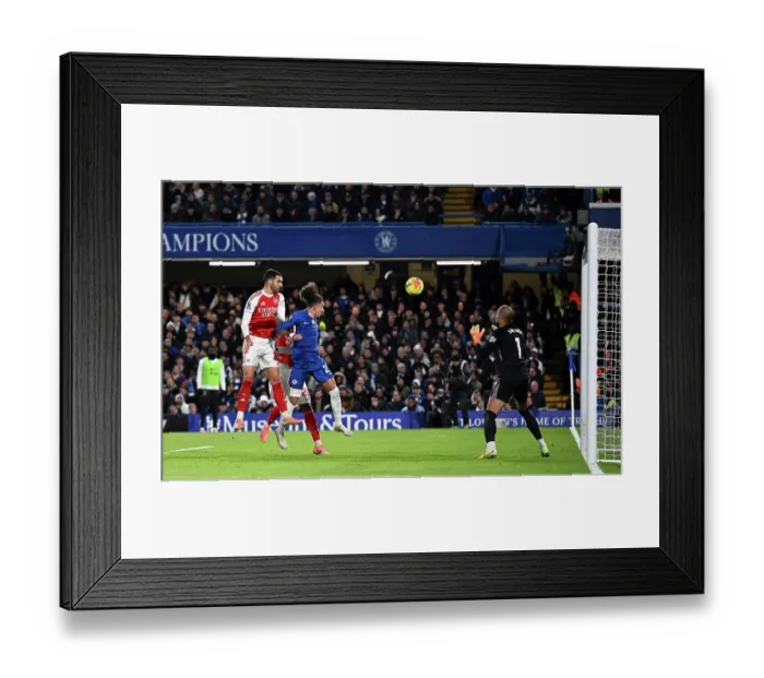 Framed Print : Chelsea v Arsenal - Premier League Framed Print : Chelsea v Arsenal - Premier League