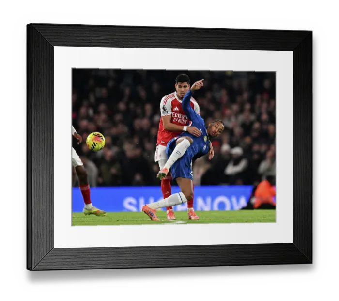 Framed Print : Chelsea v Arsenal - Premier League