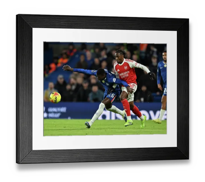 Framed Print : Chelsea v Arsenal - Premier League