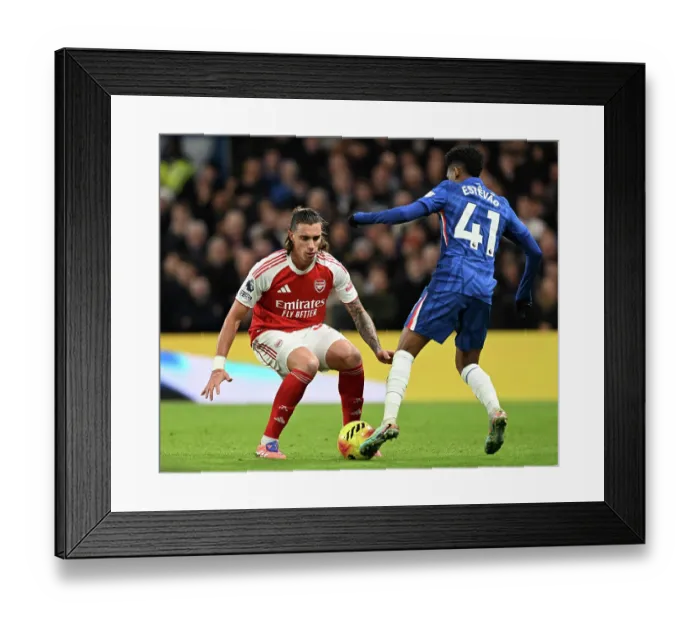 Framed Print : Chelsea v Arsenal - Premier League Framed Print : Chelsea v Arsenal - Premier League