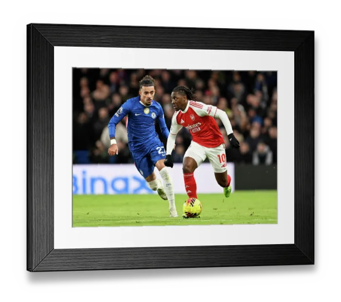 Framed Print : Chelsea v Arsenal - Premier League Framed Print : Chelsea v Arsenal - Premier League