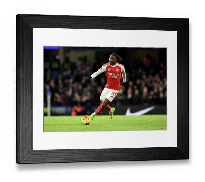 Framed Print : Chelsea v Arsenal - Premier League