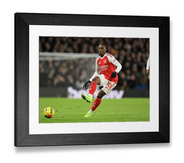 Framed Print : Chelsea v Arsenal - Premier League
