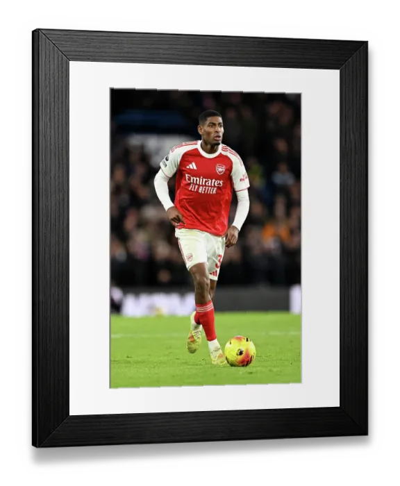 Framed Print : Chelsea v Arsenal - Premier League Framed Print : Chelsea v Arsenal - Premier League