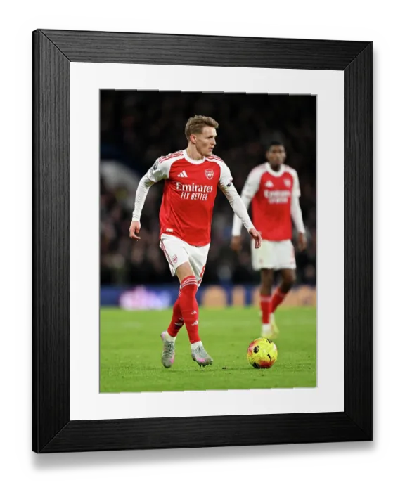 Framed Print : Chelsea v Arsenal - Premier League Framed Print : Chelsea v Arsenal - Premier League