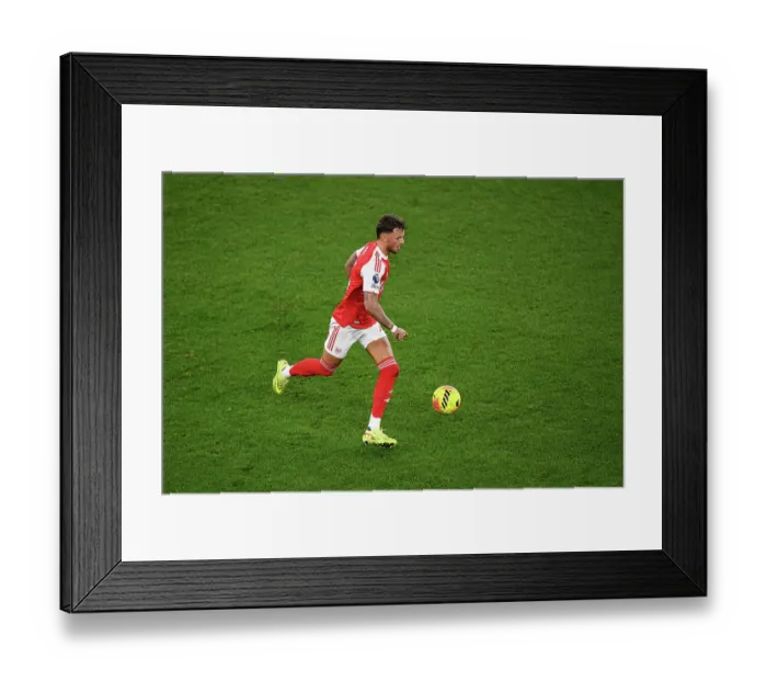 Framed Print : Arsenal v Brentford - Premier League