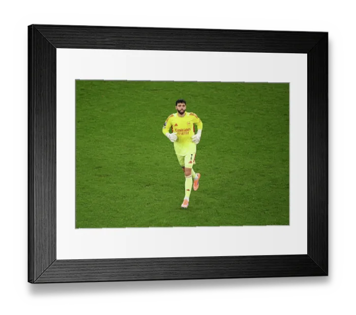 Framed Print : Arsenal v Brentford - Premier League
