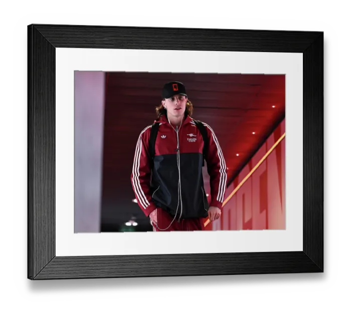 Framed Print : Arsenal v Brentford - Premier League Framed Print : Arsenal v Brentford - Premier League