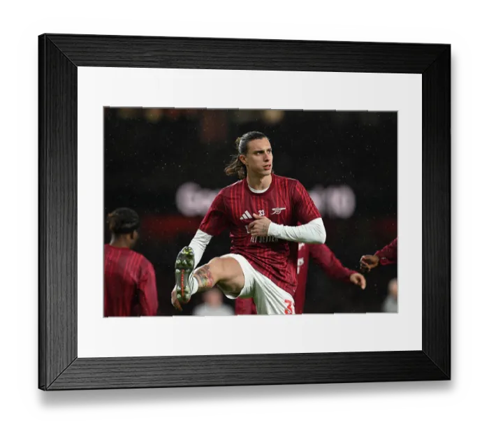 Framed Print : Arsenal v Brentford - Premier League Framed Print : Arsenal v Brentford - Premier League