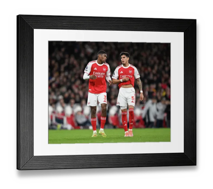 Framed Print : Arsenal v Brentford - Premier League