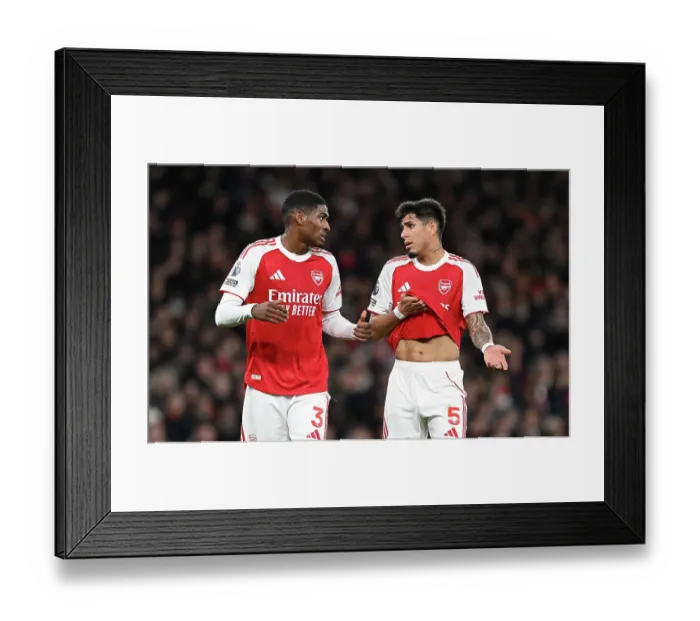 Framed Print : Arsenal v Brentford - Premier League