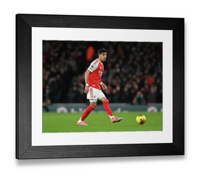 Framed Print : Arsenal v Brentford - Premier League