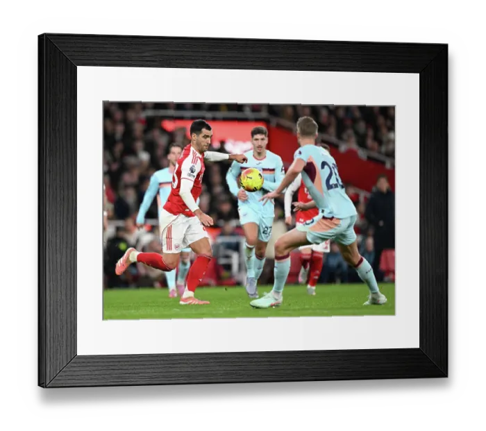 Framed Print : Arsenal v Brentford - Premier League Framed Print : Arsenal v Brentford - Premier League