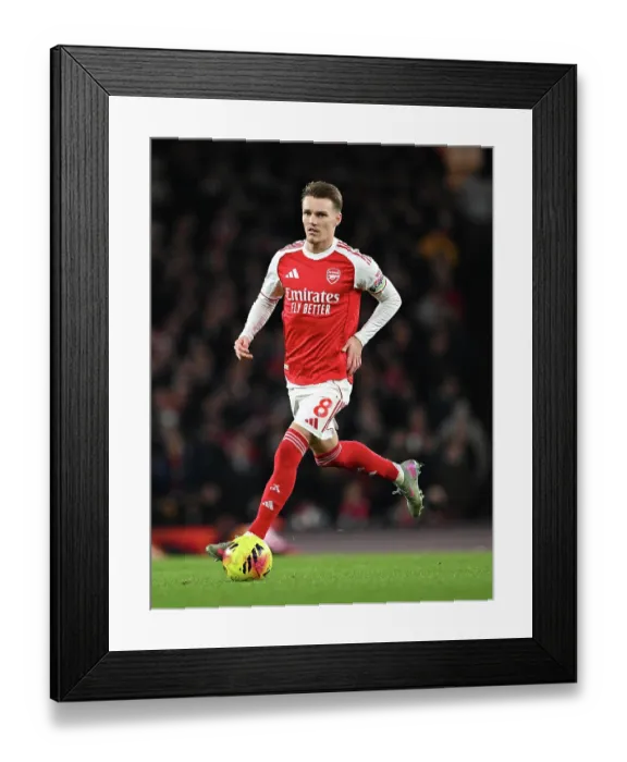 Framed Print : Arsenal v Brentford - Premier League Framed Print : Arsenal v Brentford - Premier League
