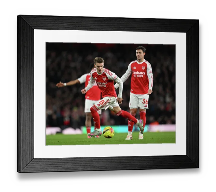 Framed Print : Arsenal v Brentford - Premier League